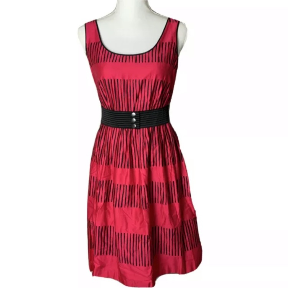 Max And Cleo Maxazria Dress Red Black Cotton 4 Belted Fit & Flare Classic Prepp